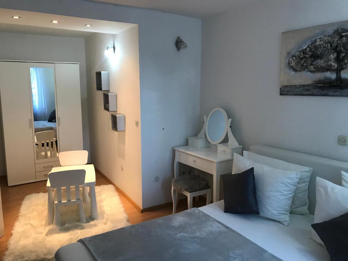 Ferienwohnung House Niko Kaštela Exterior foto